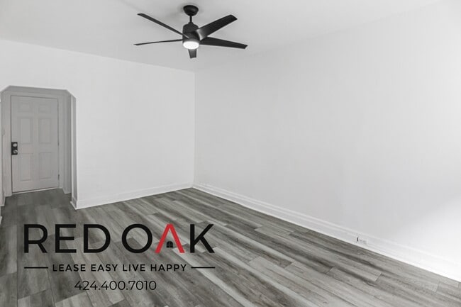 Building Photo - 687 Shatto Pl