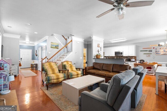 Building Photo - 605 Lofty Ln