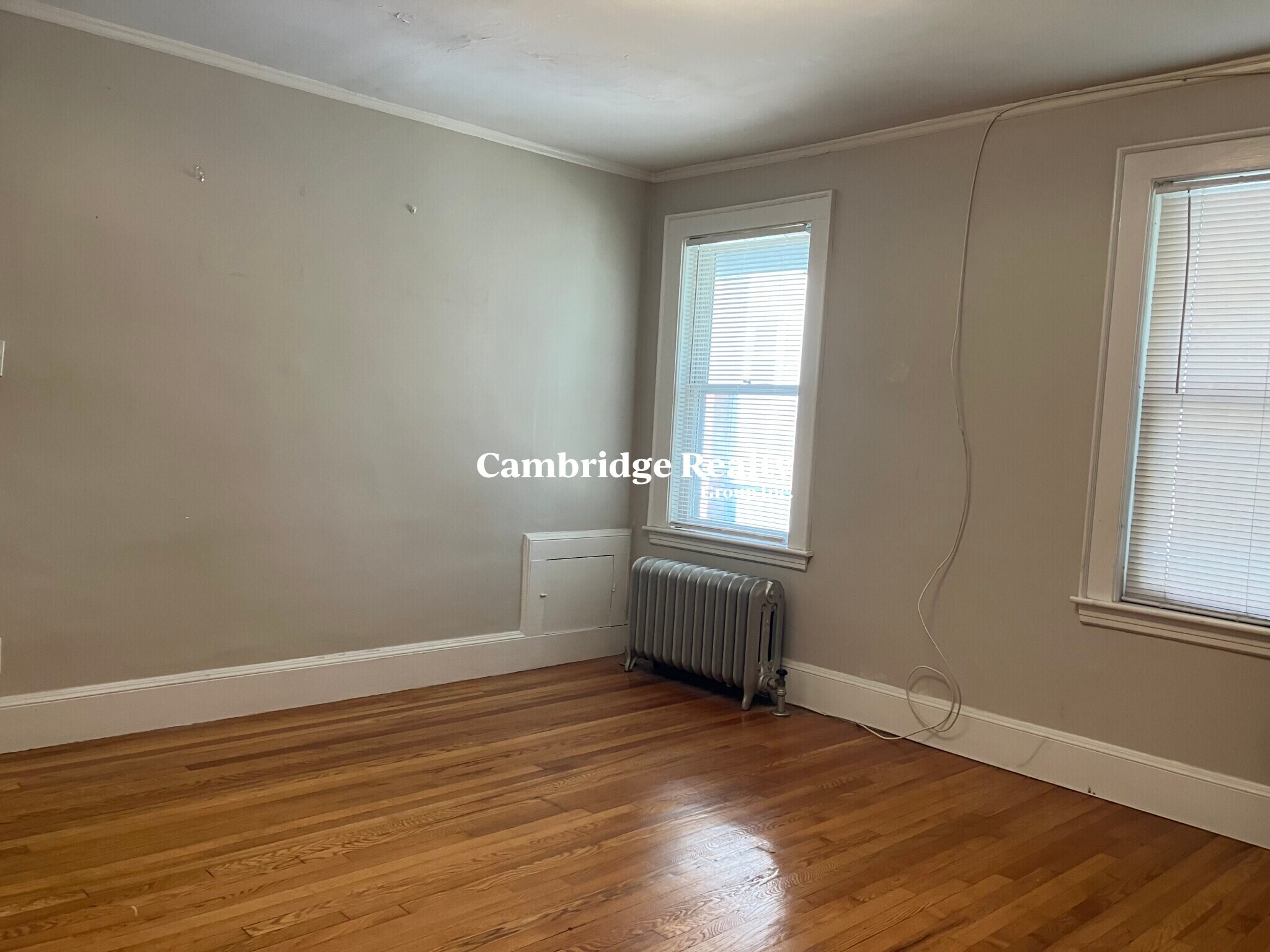 Building Photo - 93 Hillside Rd