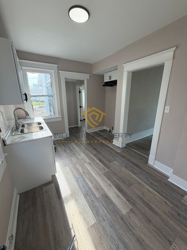 Building Photo - Large 4 bedroom Home in THe Monon Yard Neighborhood, Available NOW!