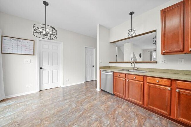 Building Photo - 861 Pheasant Trail