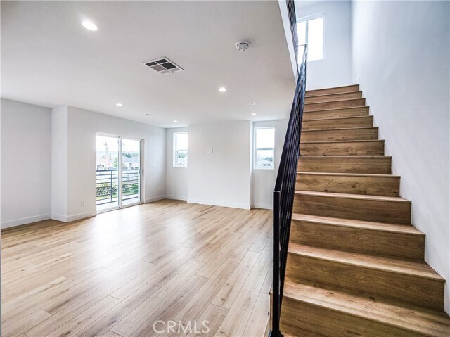 Building Photo - 3809 W Exposition Blvd