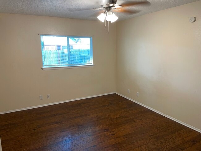 Building Photo - 11731 Spring Club Dr