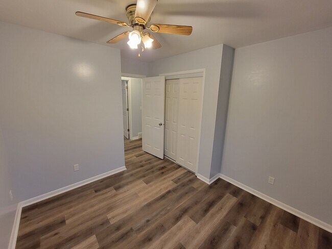 Building Photo - 5034 Ora St