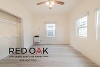 Building Photo - 404 N Coronado St