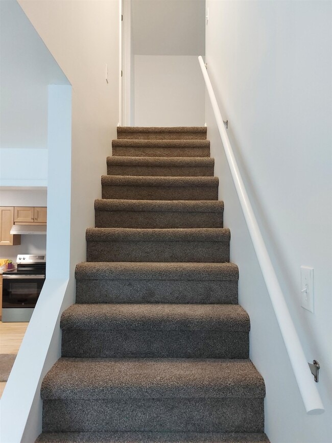 Building Photo - 37 Bush St