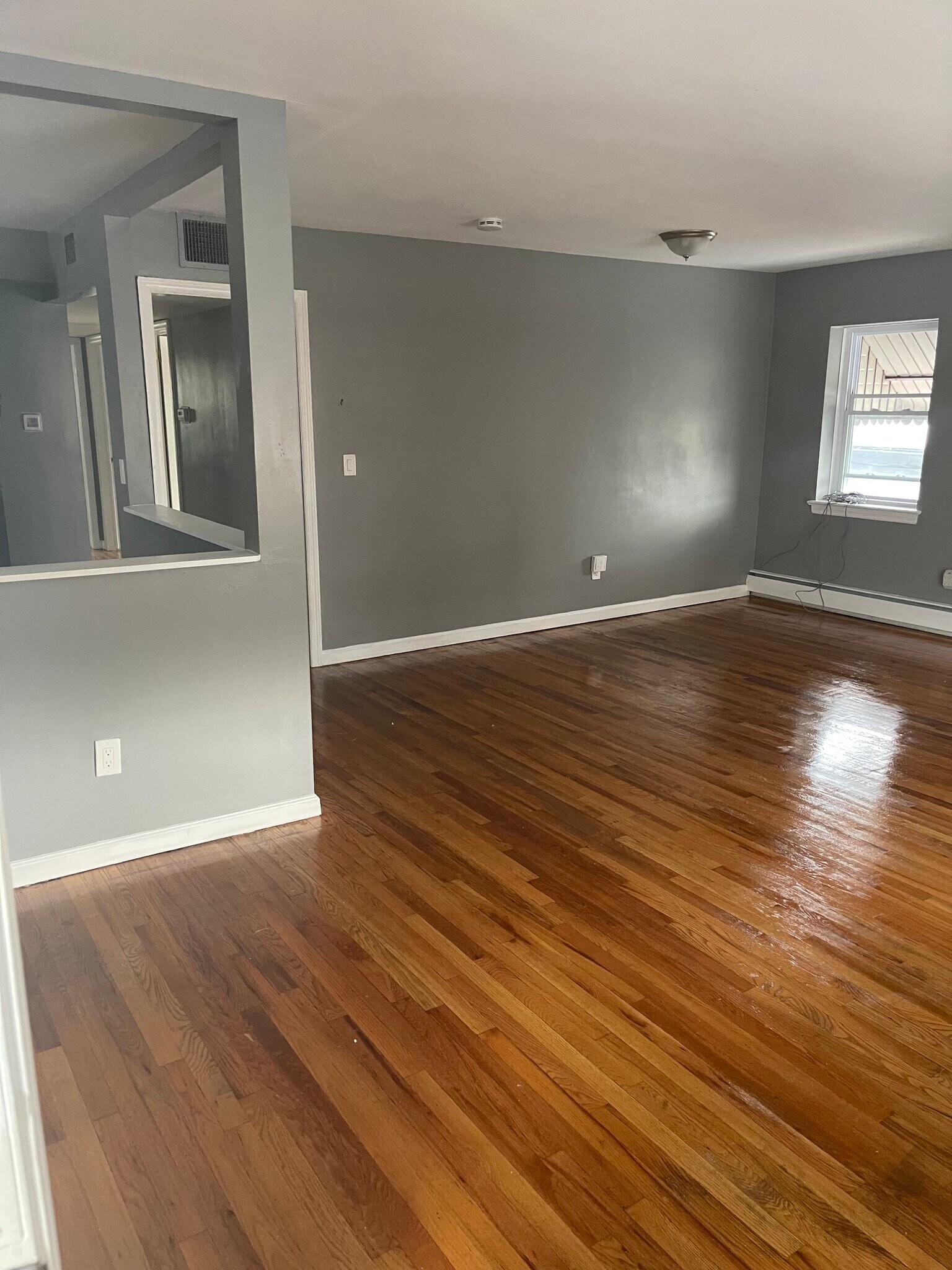 Building Photo - 400 Boyden Ave
