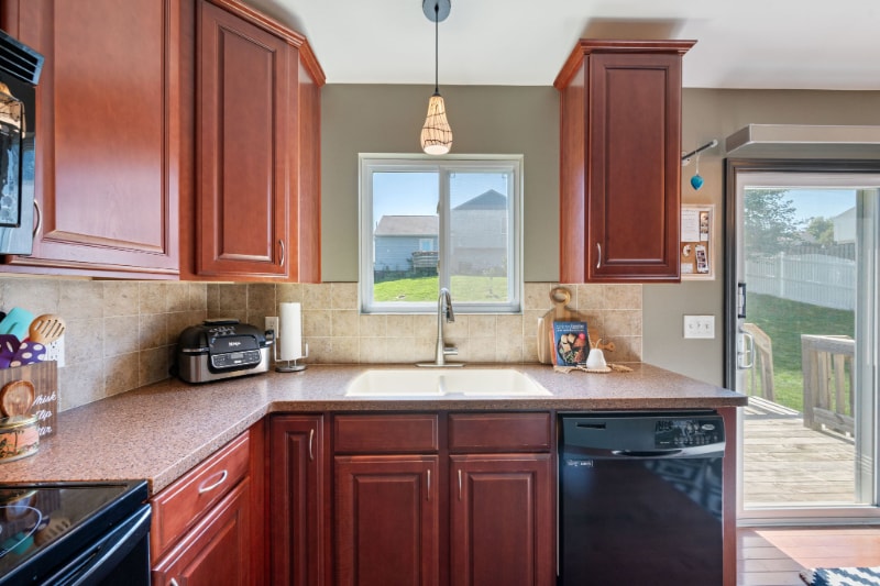 Building Photo - 8753 Quest St