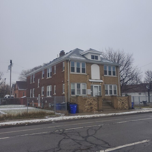 Building Photo - 3408 Rosa Parks Blvd