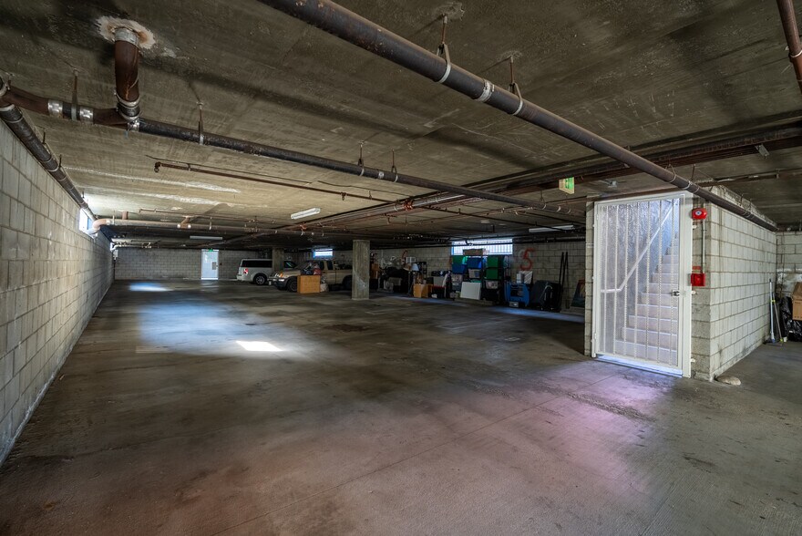 Building Photo - 123 S Roosevelt Ave