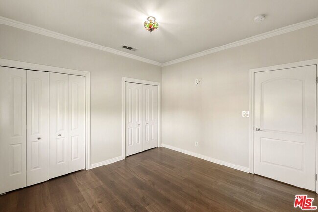 Building Photo - 5217 Etiwanda Ave