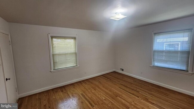 Building Photo - 3165 21st St N