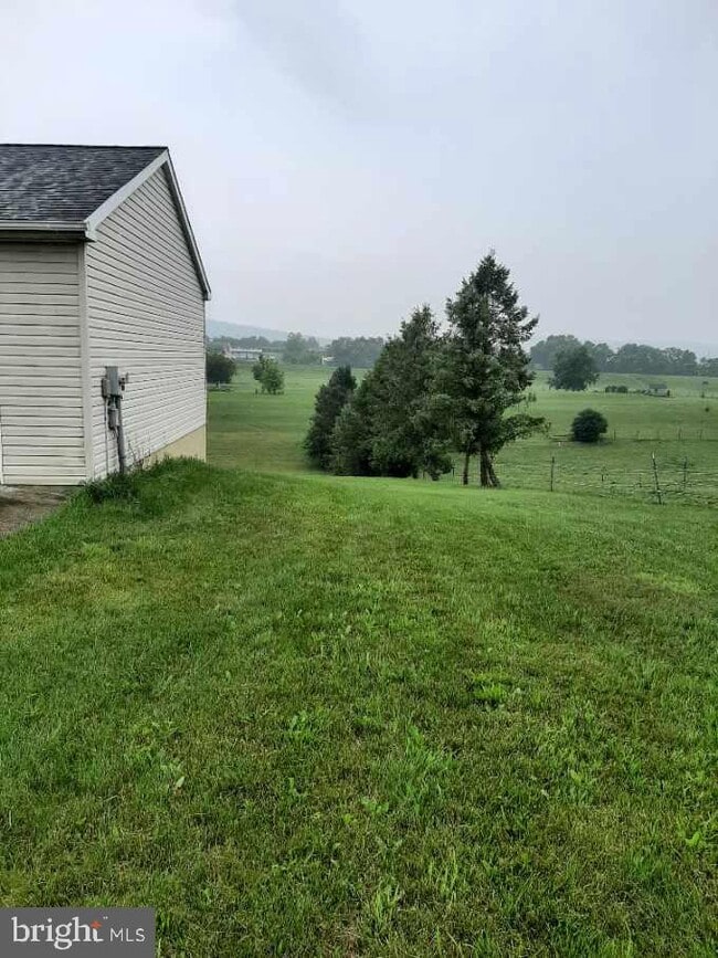 Primary Photo - 533 Reisinger Rd