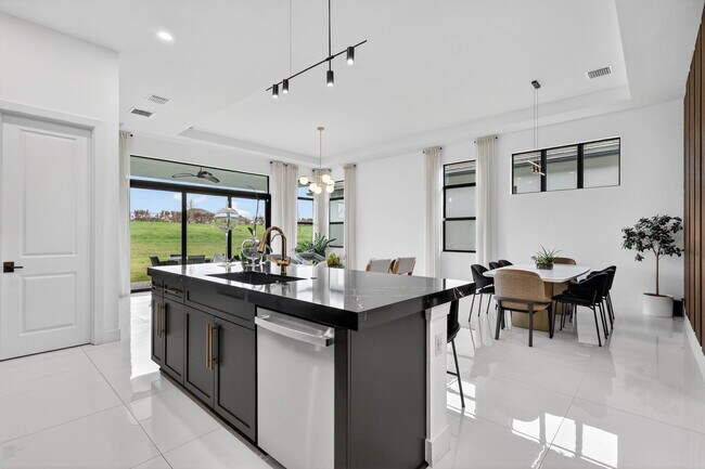 Building Photo - 10195 SW Latium Wy