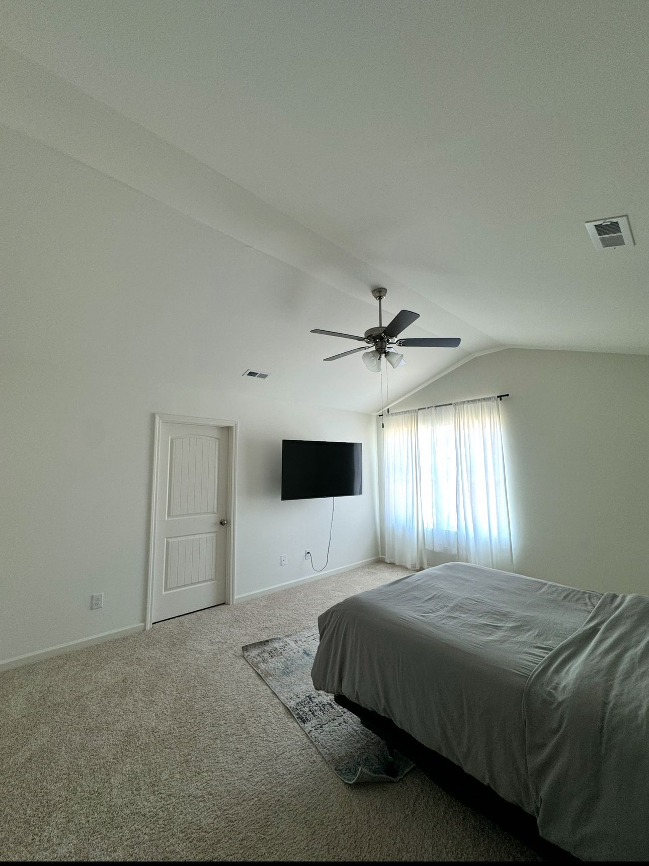 Building Photo - 245 Chelsea Park Cir
