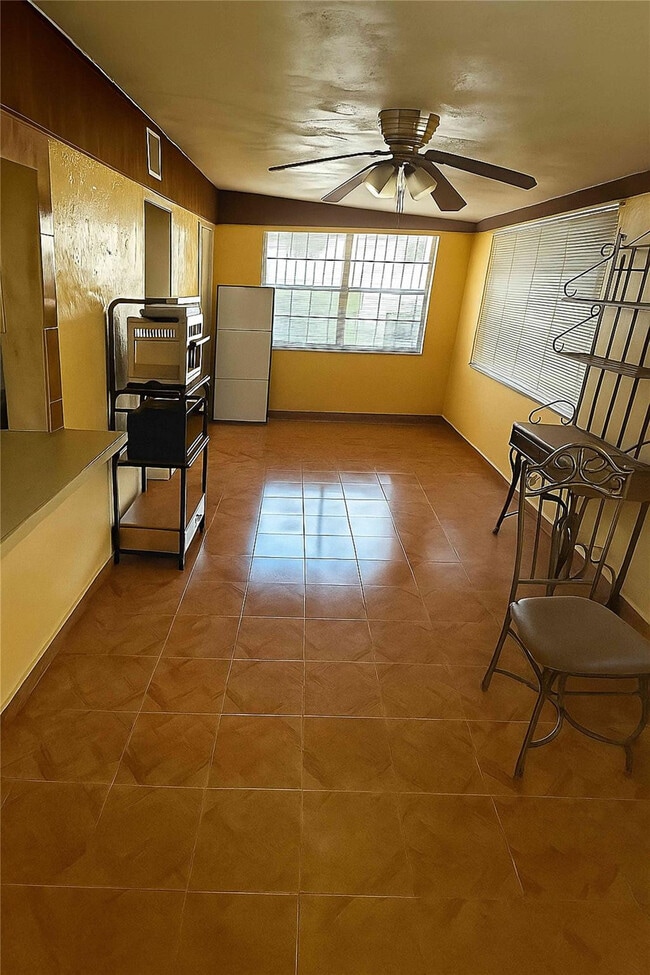 Building Photo - 10335 NW 26th Ave