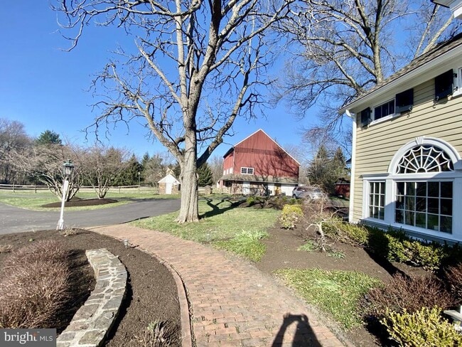 Building Photo - 232 Wrights Rd