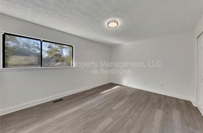 Building Photo - 43 Country Pl Ct