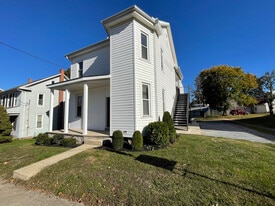 Building Photo - 635 S Market St