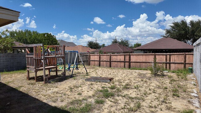 Building Photo - 6114 Monaguillo Dr
