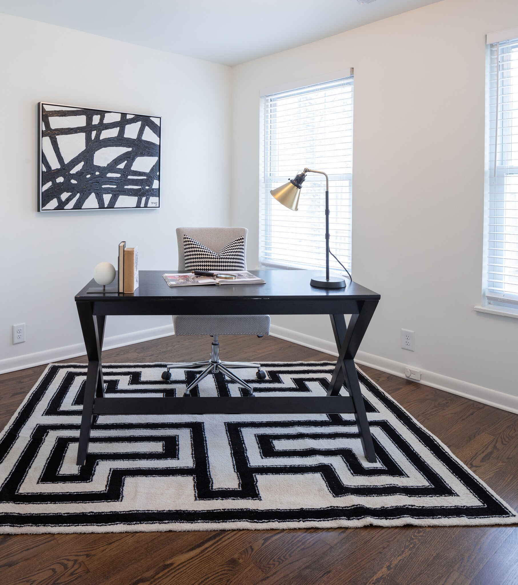 Building Photo - 203 Leake Ave