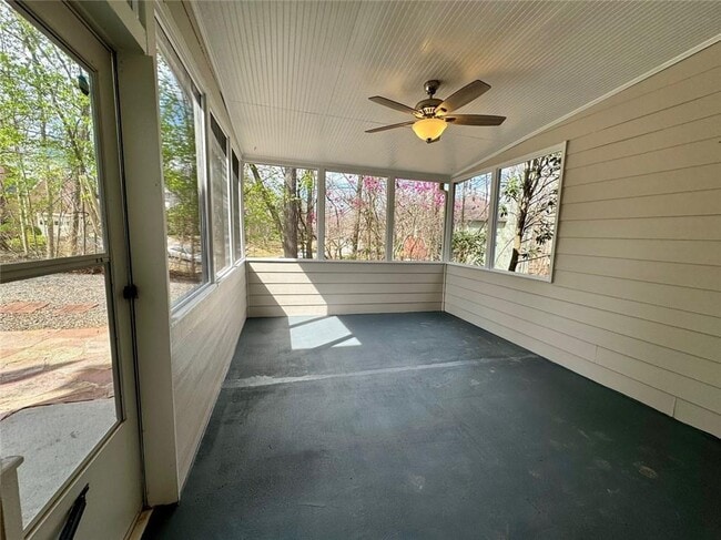 Building Photo - 2662 Pierce Brennen Ct NE