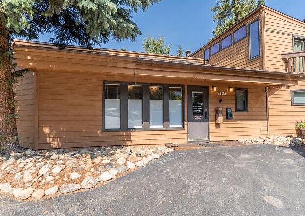 Building Photo - 1463 E Keystone Rd