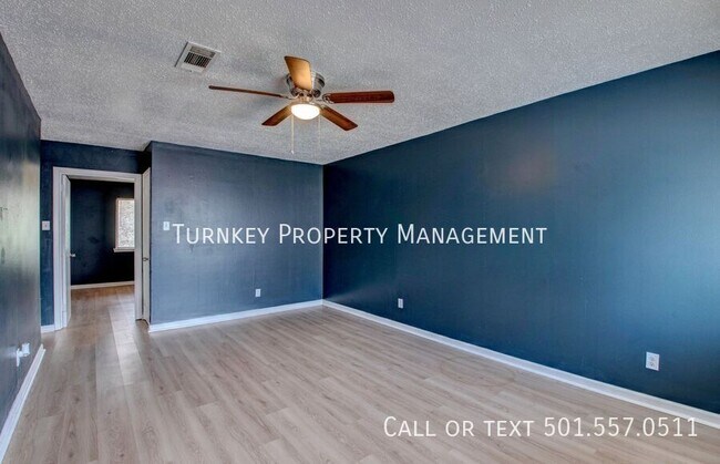 Building Photo - 5708 Sonora Dr