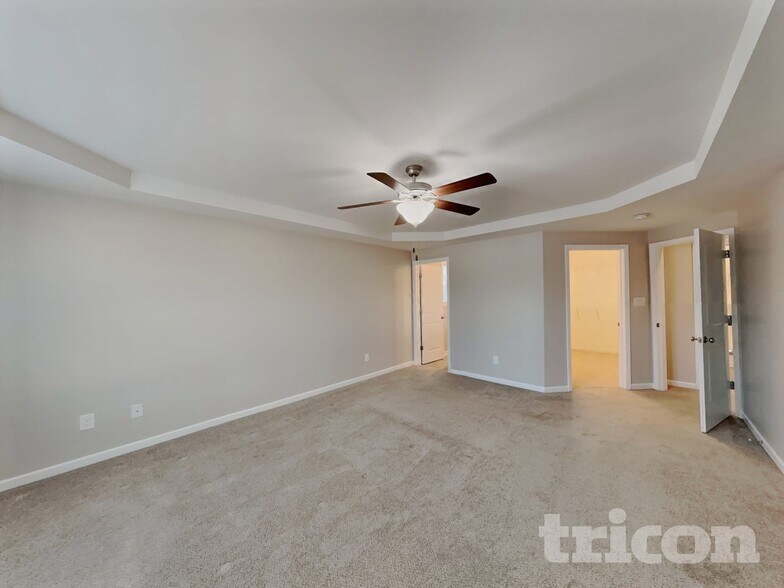 Building Photo - 496 Sherrill Farm Dr