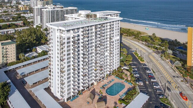 Building Photo - 405 N Ocean Blvd