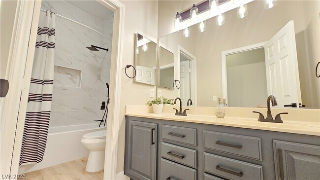 Building Photo - 1948 Kachina Mountain Dr