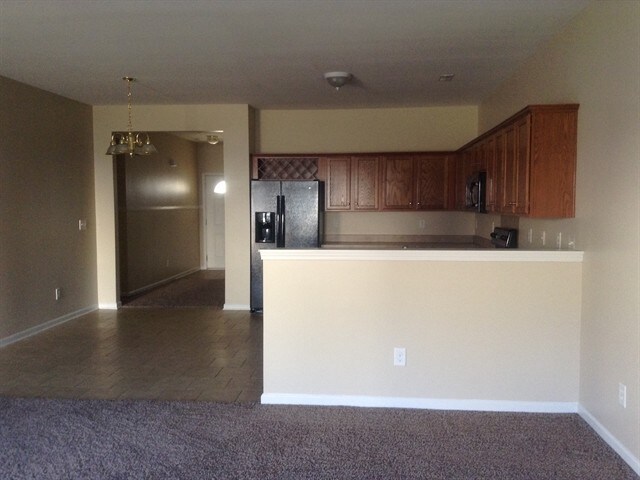 Building Photo - 5525 Stowe Derby Dr