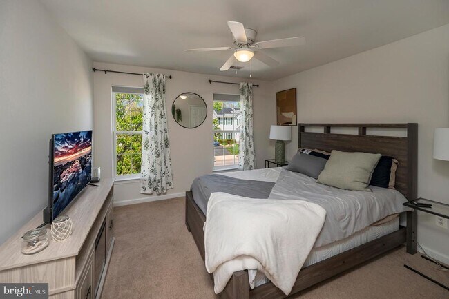 Building Photo - 30 Aurelie Dr