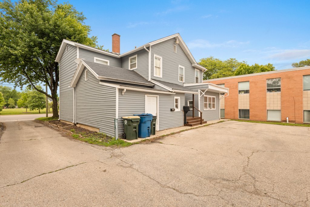 Building Photo - 450 W Galena Blvd