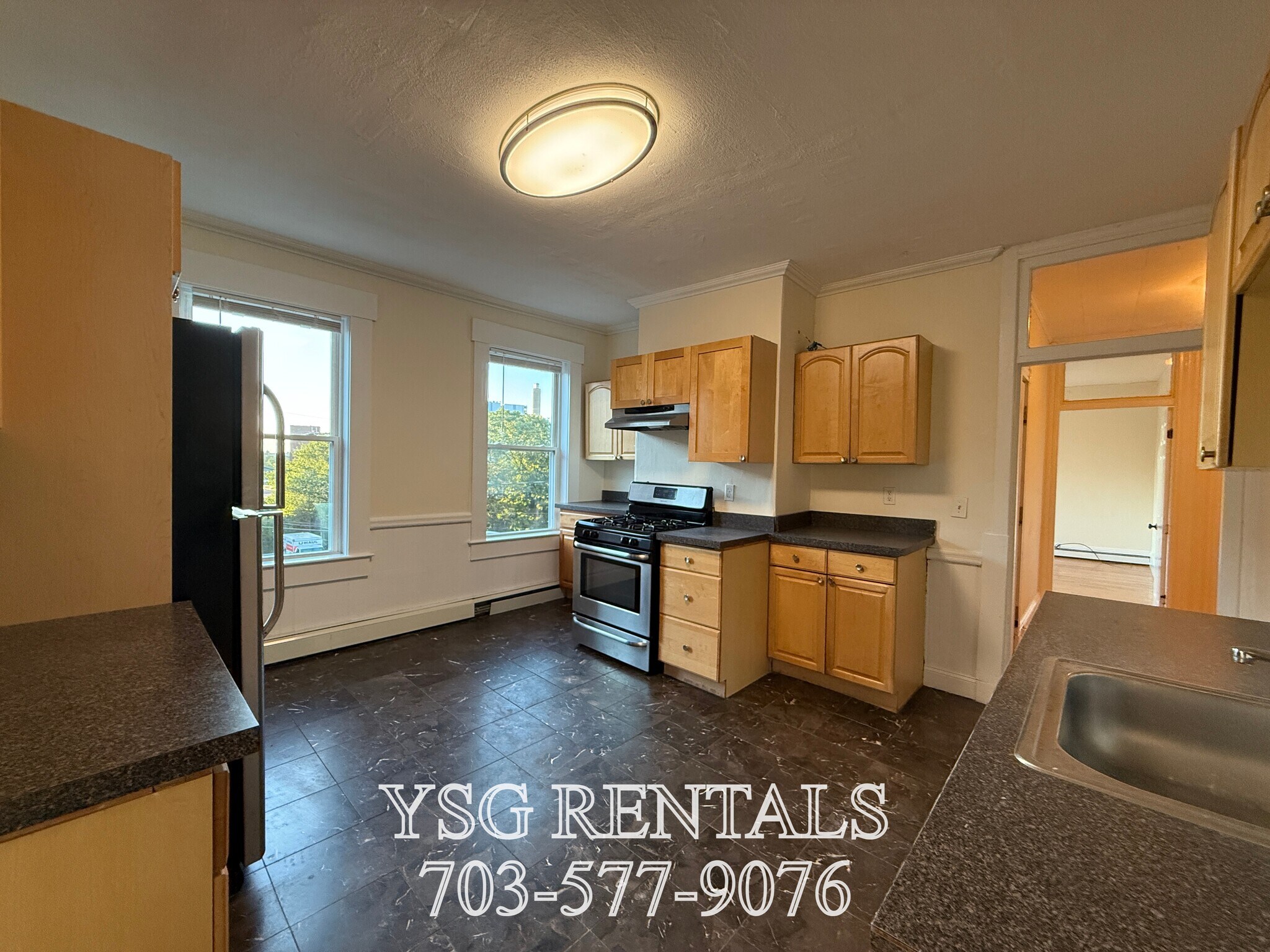 Building Photo - 34 Calumet St