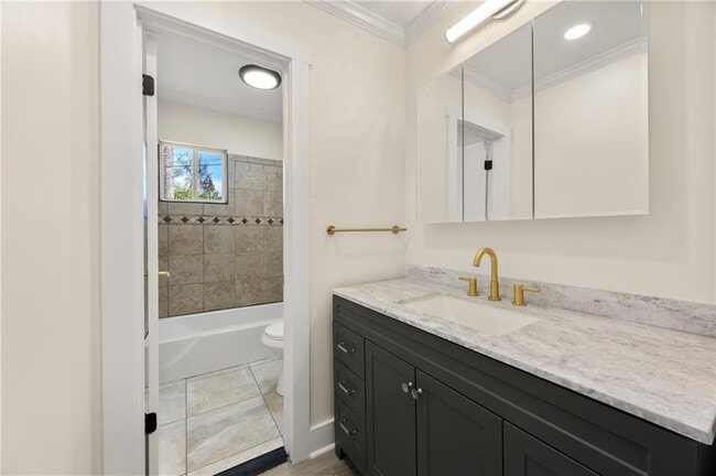 Building Photo - 3298 Abbeywood Dr