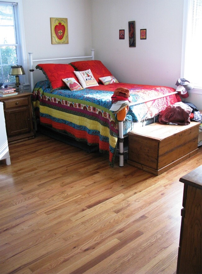 Building Photo - 410 Pineneedle Rd