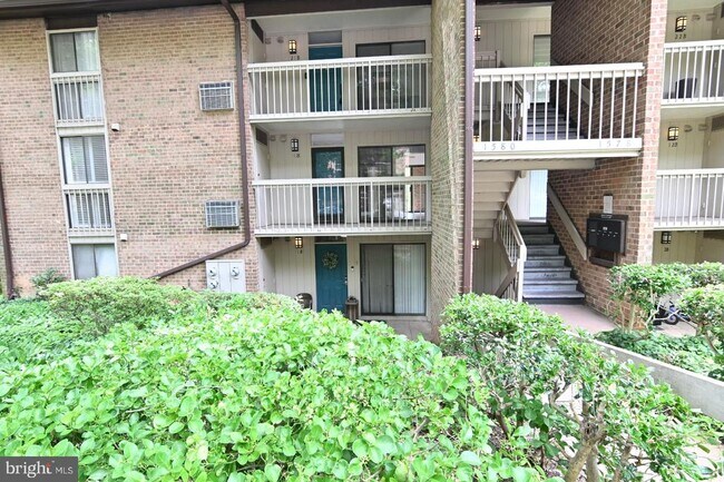 Building Photo - 1580 Moorings Dr