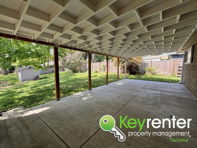 Building Photo - Gorgeous 3 Bed 1 Bath Home in Lakewood, WA!