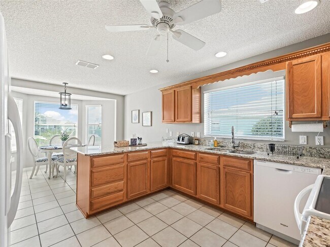 Building Photo - 1103 Chaparral Dr