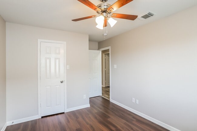 Building Photo - 8238 Fuqua Gardens Dr