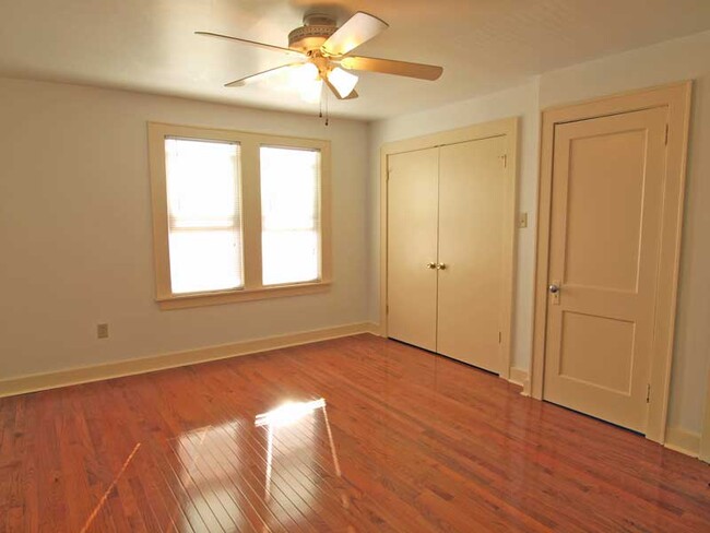 Building Photo - 1634 Aurelius St