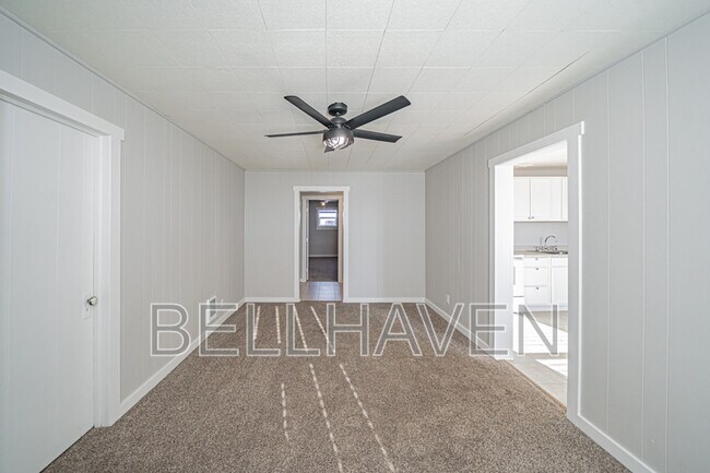 Building Photo - 134 W Main St