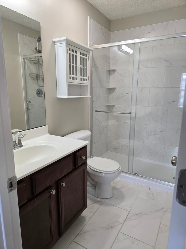 Upgraded master bath - 102 Glen Cannon Dr