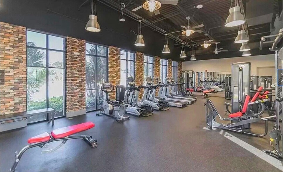 Building Photo - 821 Benoi Dr