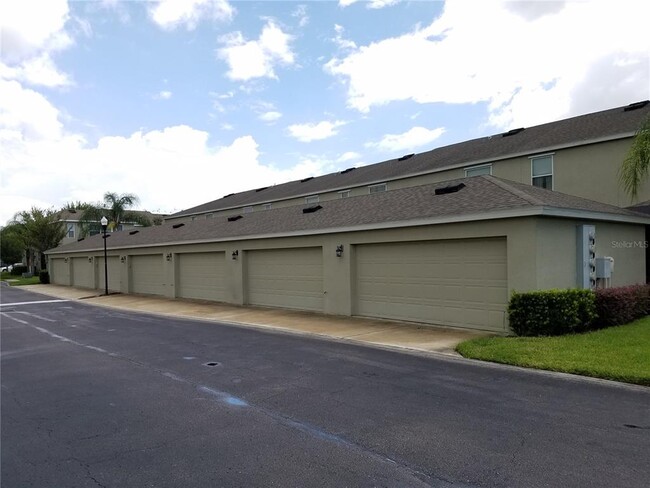Building Photo - 12610 Carlby Cir