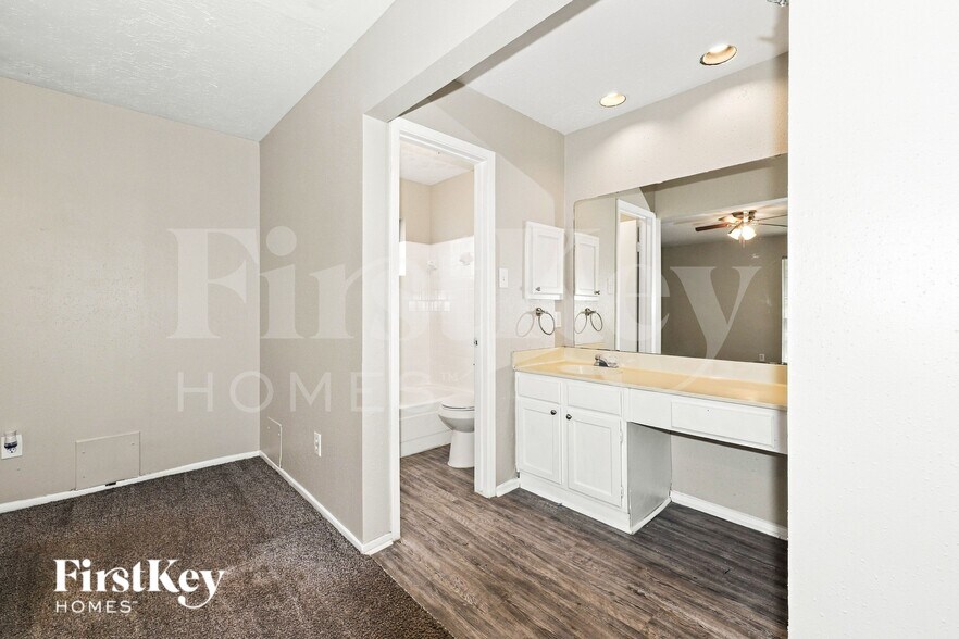 Building Photo - 21714 Nickerton Ln