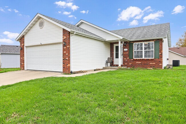 Building Photo - 116 Bayhill Blvd