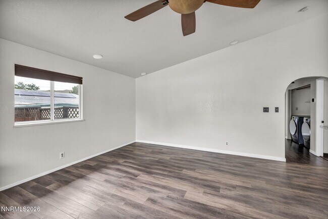 Building Photo - 17575 Parrot Dr