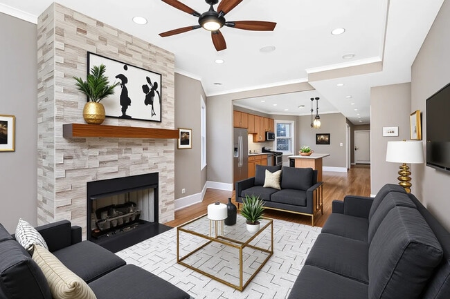 Building Photo - 4918 S St Lawrence Ave